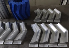 Dairesel çok Parçalı poliüretan kalıbı